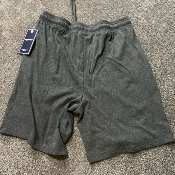 Pair of men’s medium sleep shorts - Picture 5 of 6